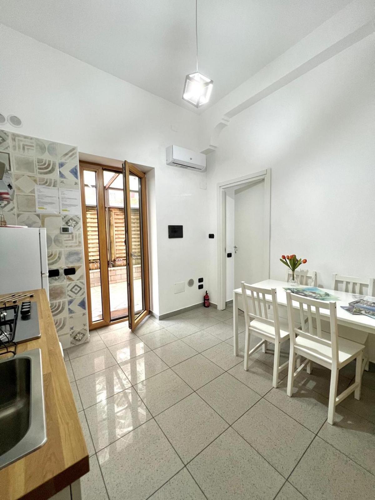 L' Intima Casina - & Amalfi Coast Cozy House * Salerno